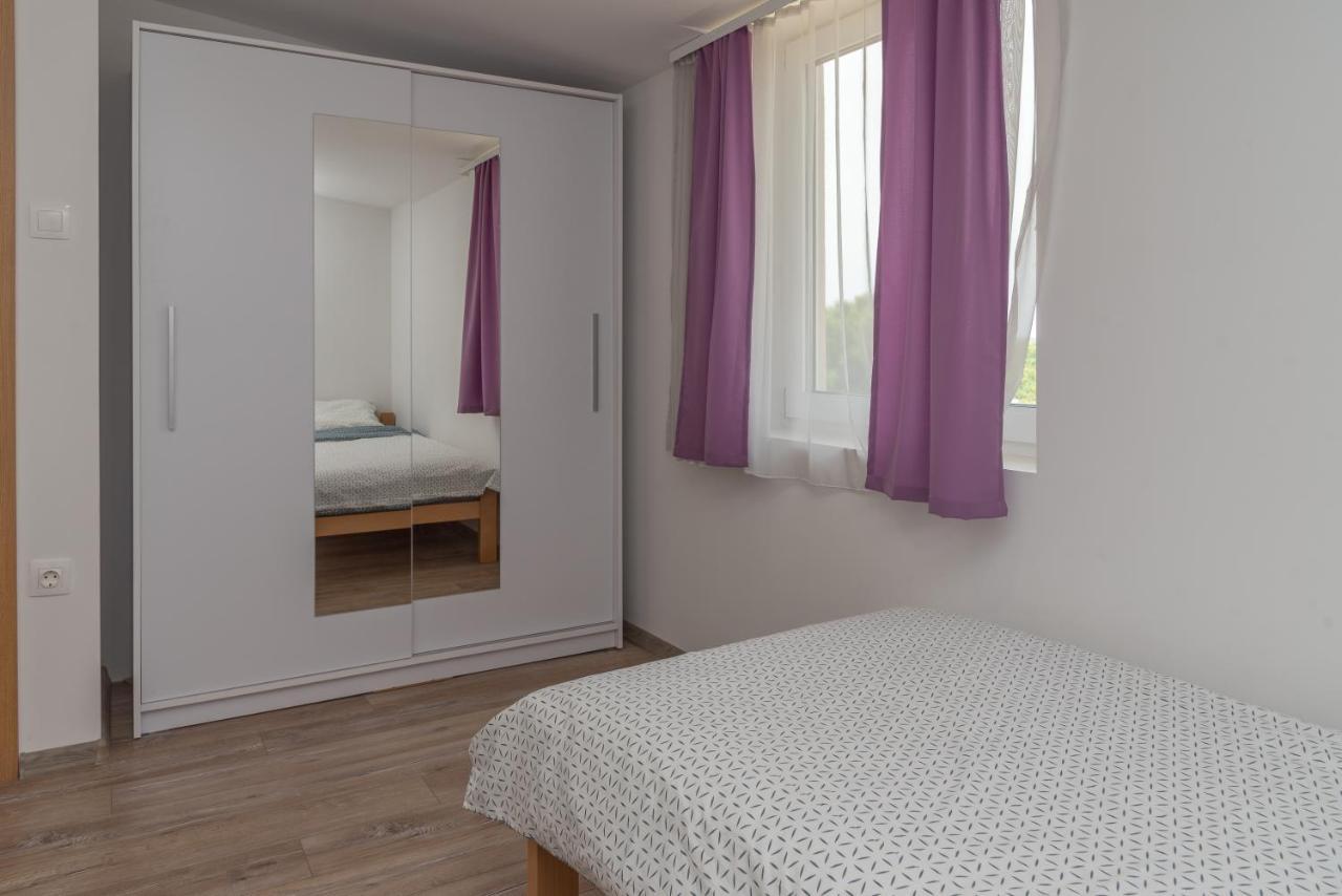Apartmani Krzak Nin Eksteriør billede