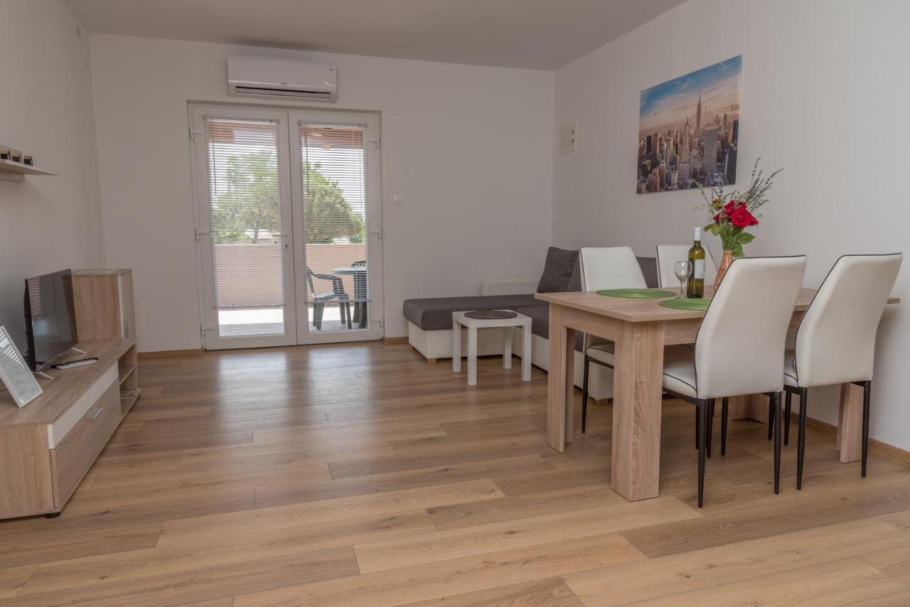 Apartmani Krzak Nin Eksteriør billede