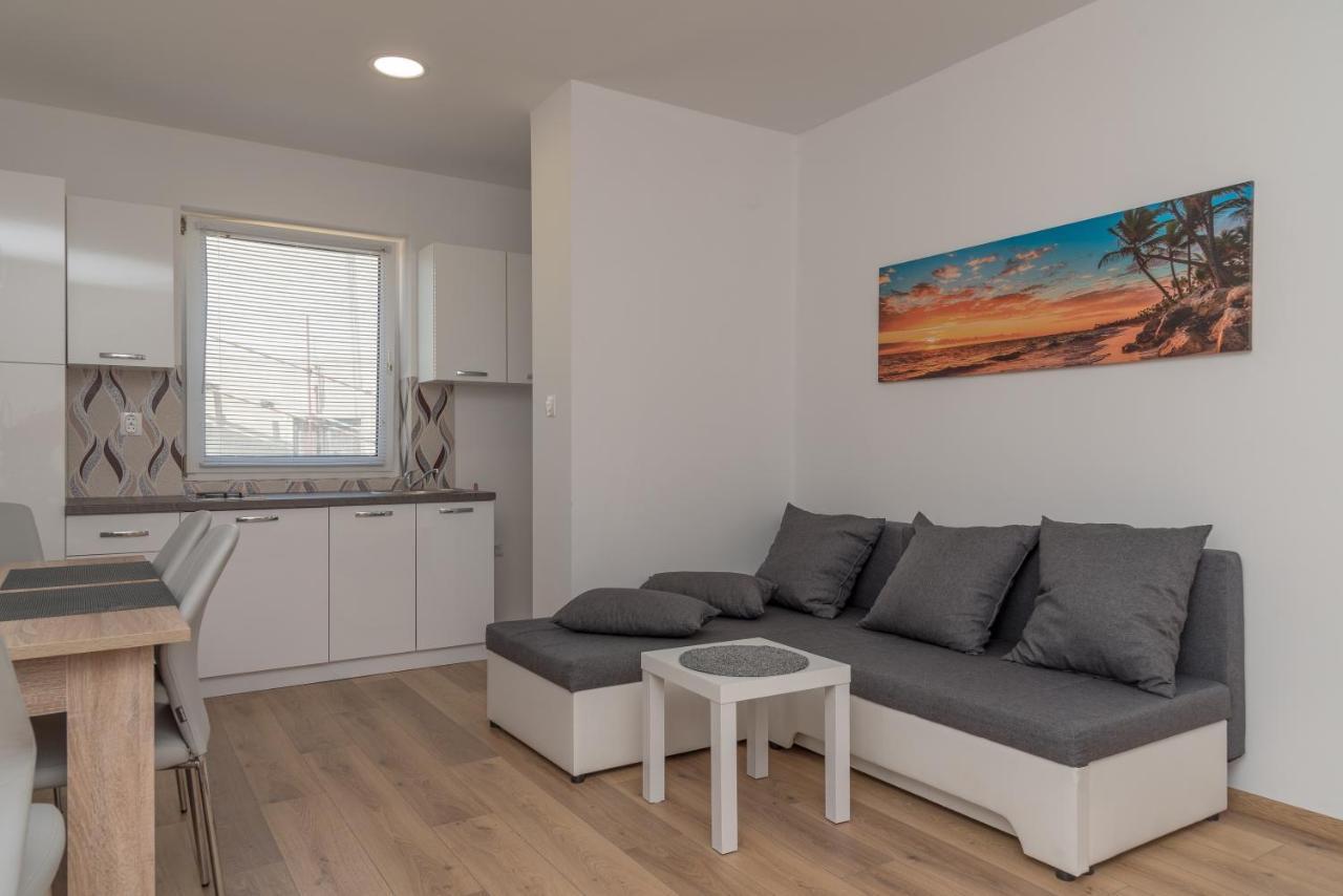 Apartmani Krzak Nin Eksteriør billede