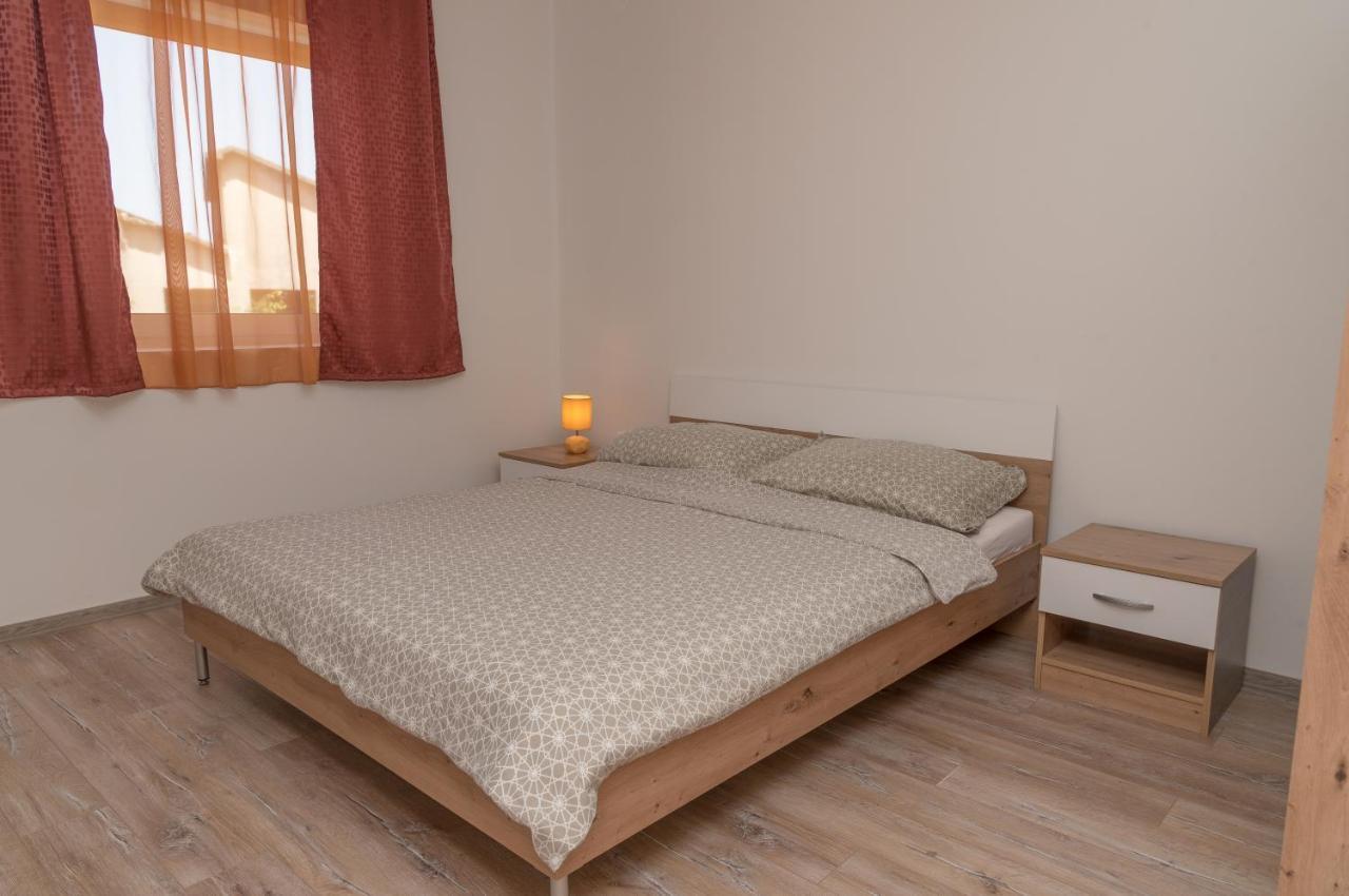 Apartmani Krzak Nin Eksteriør billede